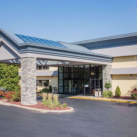 Baymont By Wyndham Madison West/Middleton Wi West Hotel Buitenkant foto