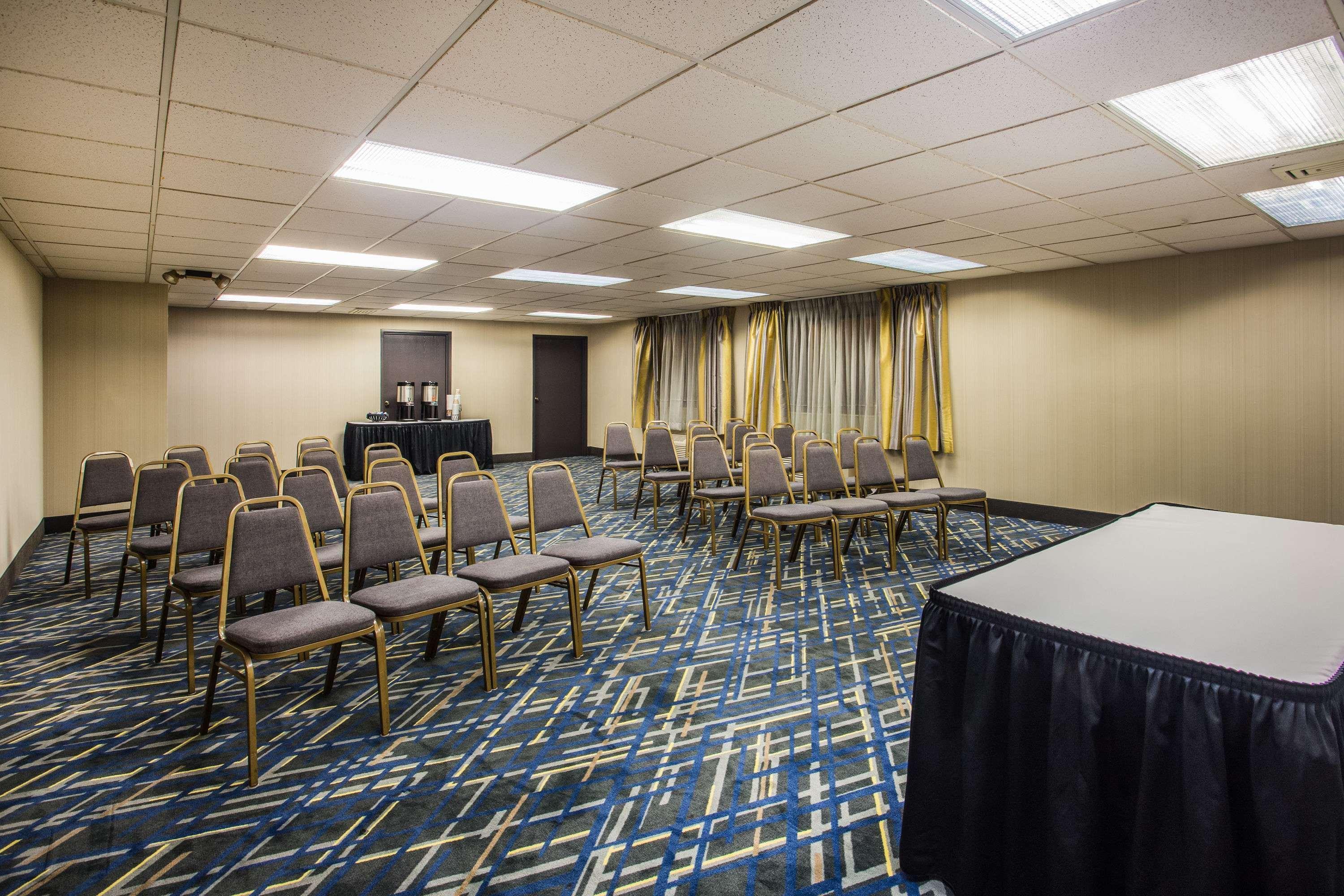 Baymont By Wyndham Madison West/Middleton Wi West Hotel Buitenkant foto